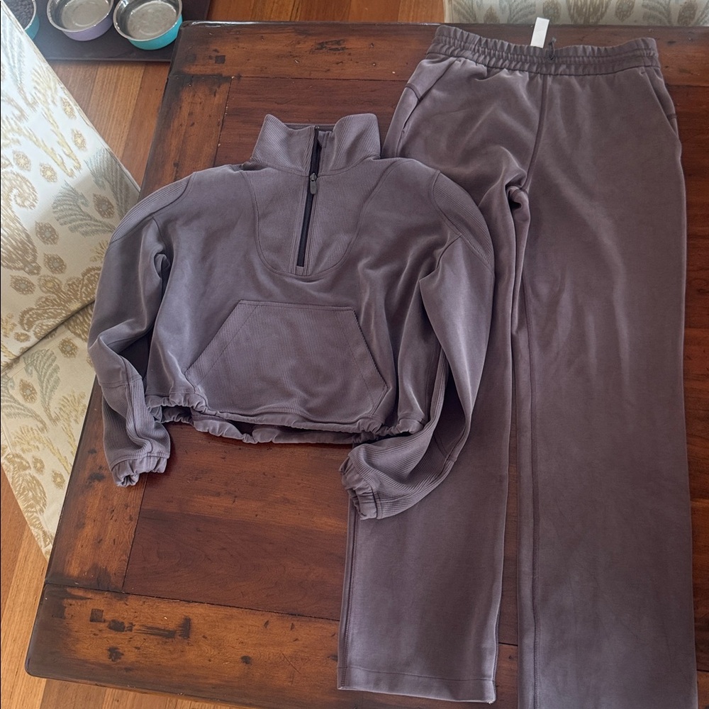 Lululemon Mocha Softstreme Set